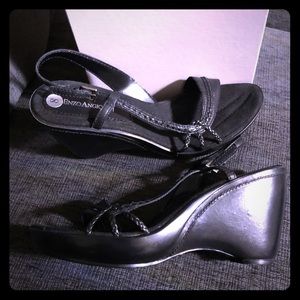Enzo Angiolini wedge sandals size 8 *New*